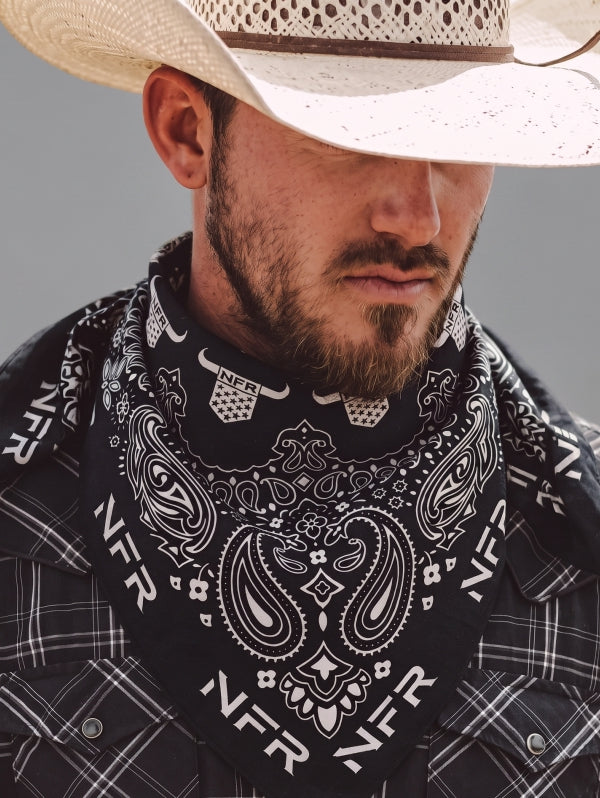 LENÇO WESTERN HERITAGE 90x90 MASC LC005