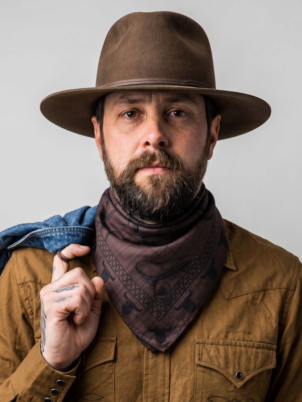 LENÇO WESTERN HERITAGE 70x70 MASC LC009